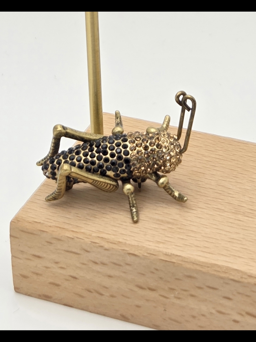 J.CREW Vintage Style Rhinestone Grasshopper Cricket Insect Brooch Pin Gold Tone